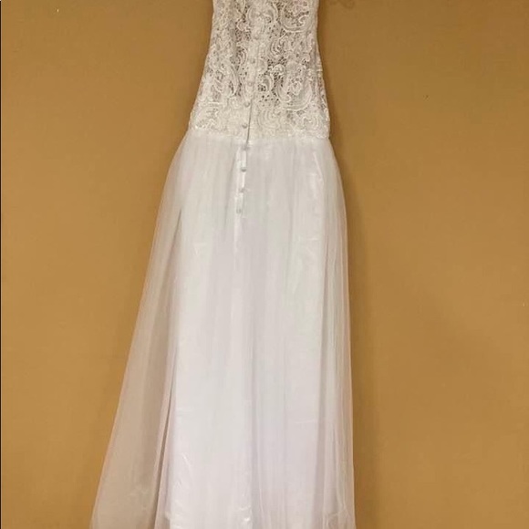 Size 16 - Picture 2 of 3